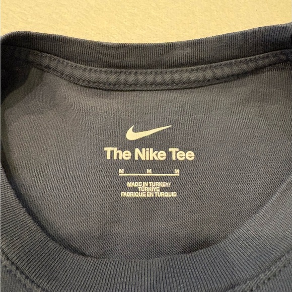 BNWOT Nike Barça Short Sleeve Tee - Picture 7 of 16